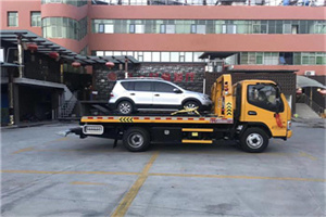 梅河口汽车紧急补胎换胎救援